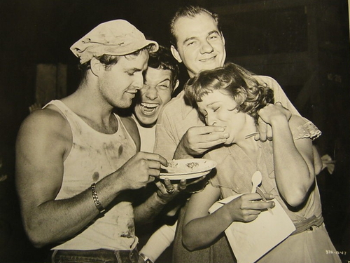 The casual theater star picture post megathread