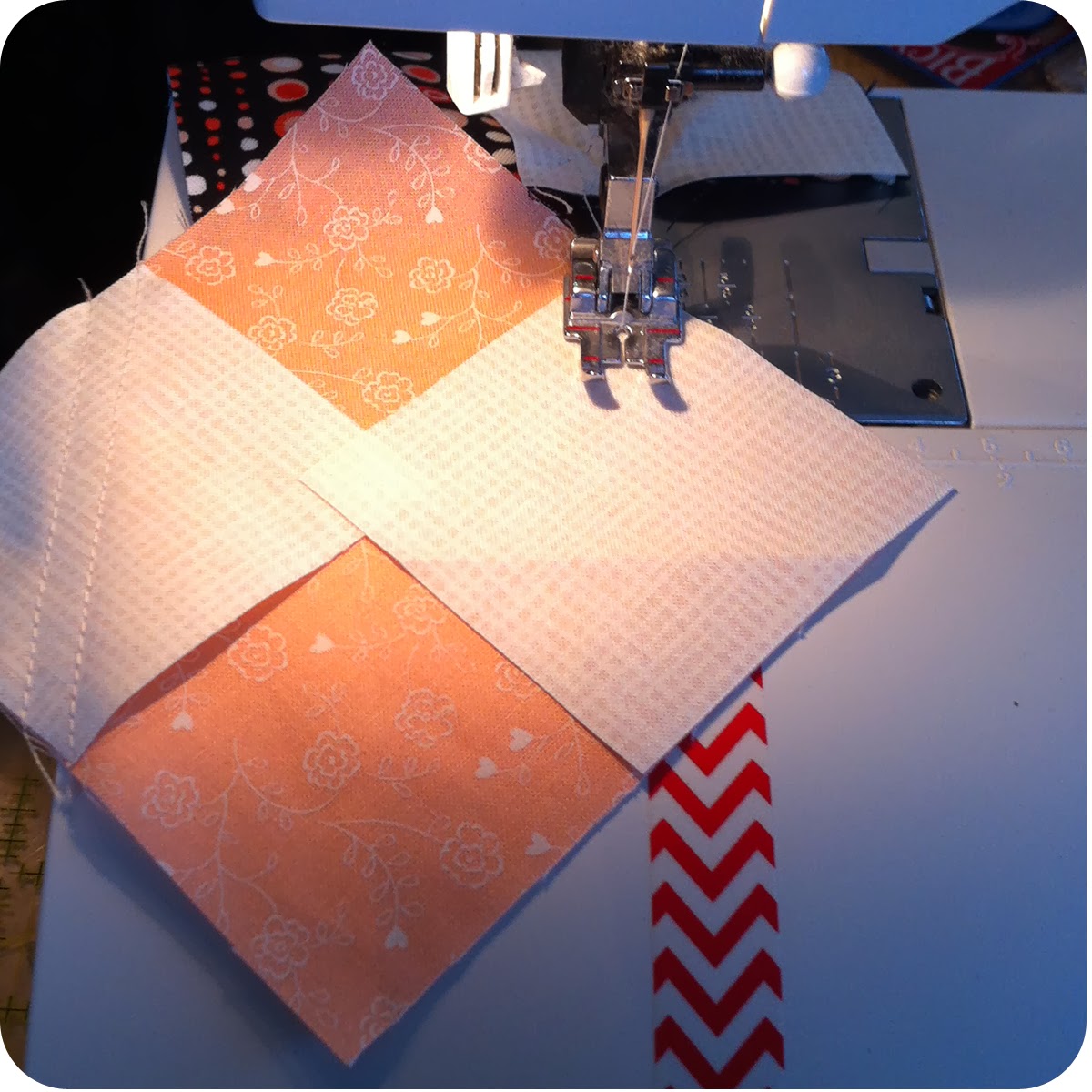 Kelly's Korner XO Table Runner and Mini Quilt