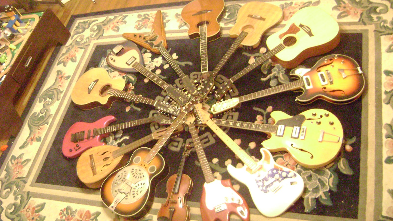 What's Up With The Rattlesnake Rattles?