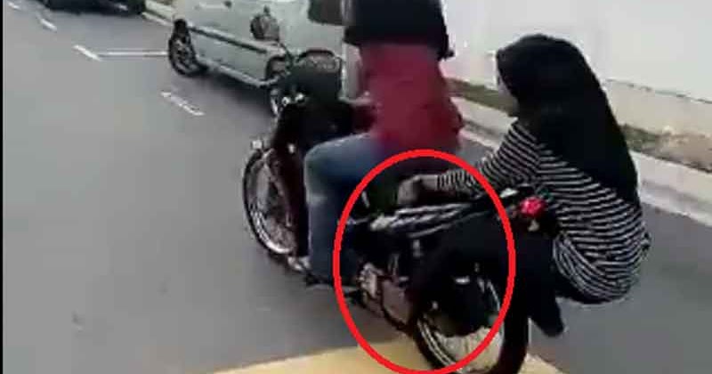 Video Cewe Ugal Ugalan Naek Motor - Portal Berita