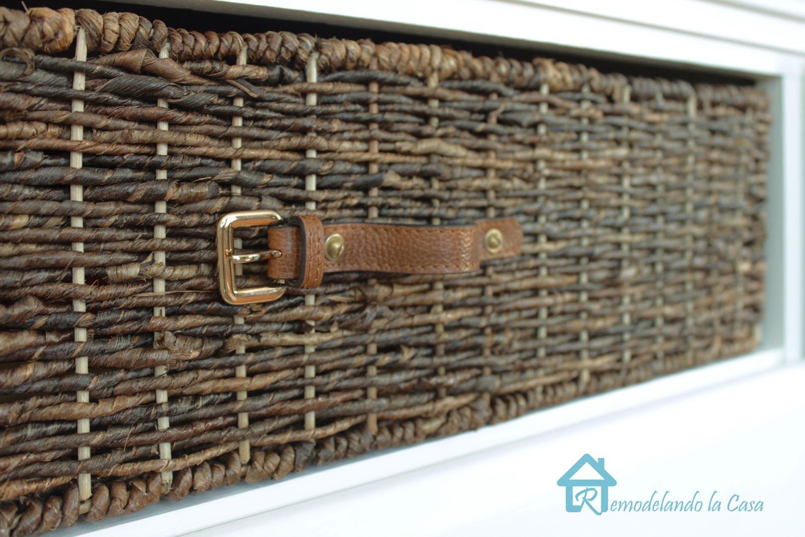 Leather Pulls Remodelando la Casa