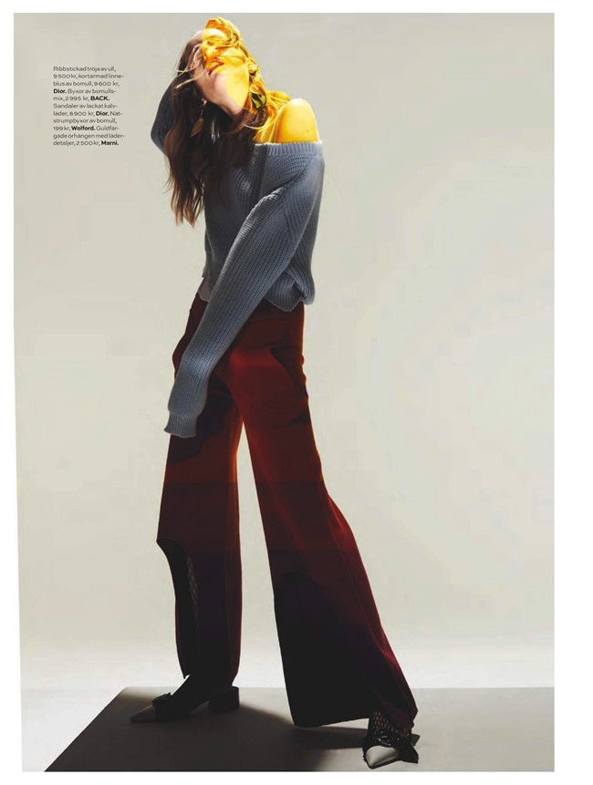 Plaza March 2016, Stina Rapp Christian Dior 2016 SS RTW Serenity Blue Cropped Sweater Editorials