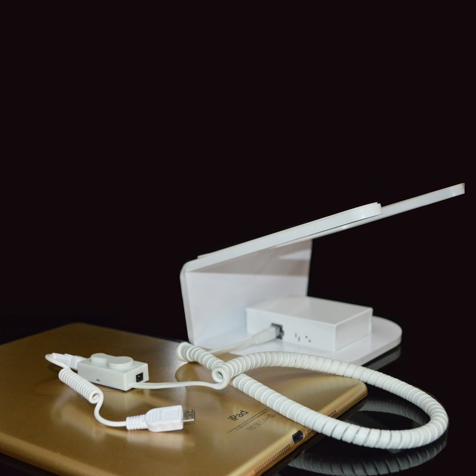 Manufacturing custom tablet stand with lock Security Display Tablet Rack Holder