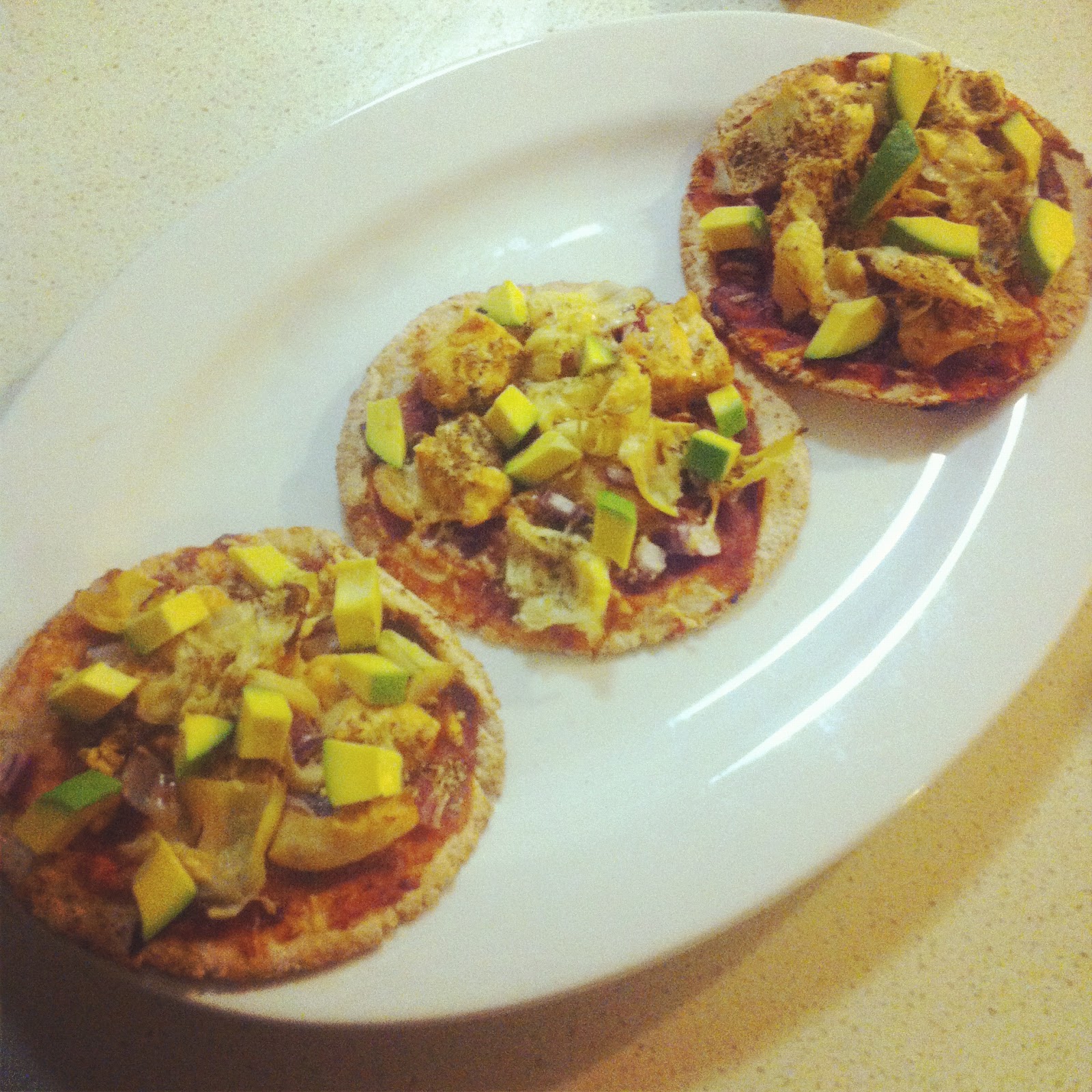 SOULFUL HEALTHY LIVING CURRY CHICKEN PITA BREAD PIZZA