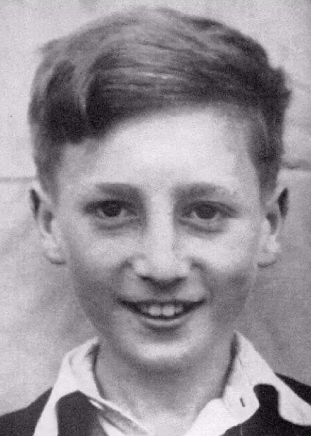 40 Rare and Adorable Portrait Photos of Celebrities When They Were Kids