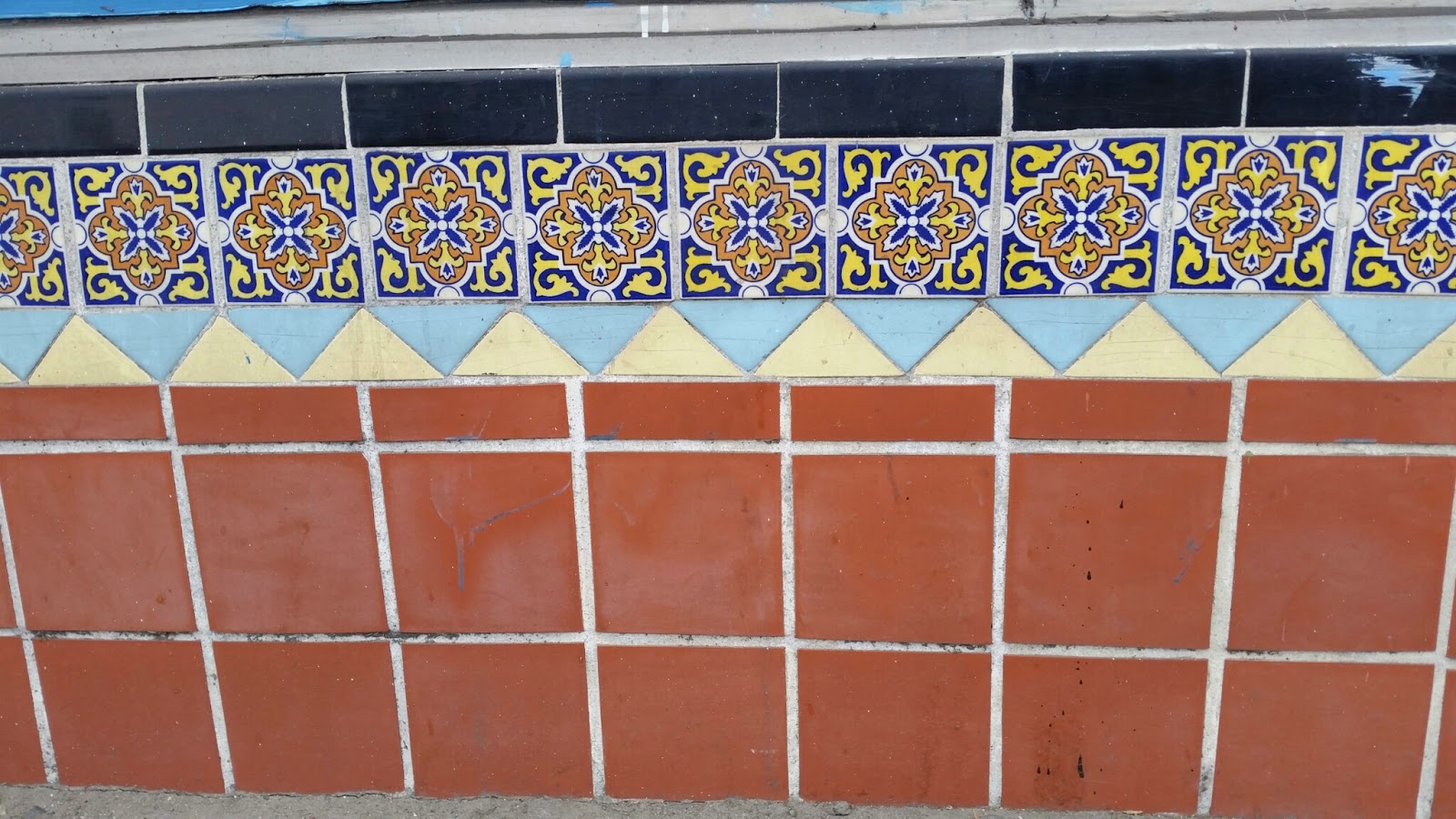 Spanish and Moorish designs influence the border patterns.