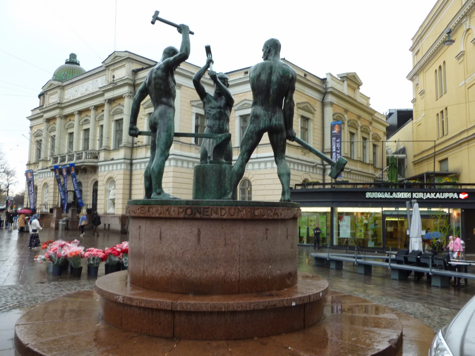 Photoops Figurative Sculpture Three Smiths Sculpture Helsinki, Finland