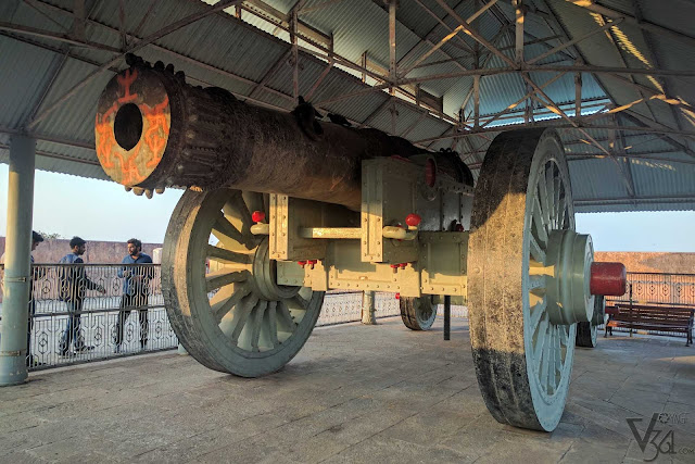 Jaivana-worlds largest cannon on wheel at that time Jaivana-worlds largest cannon on wheel at that time
