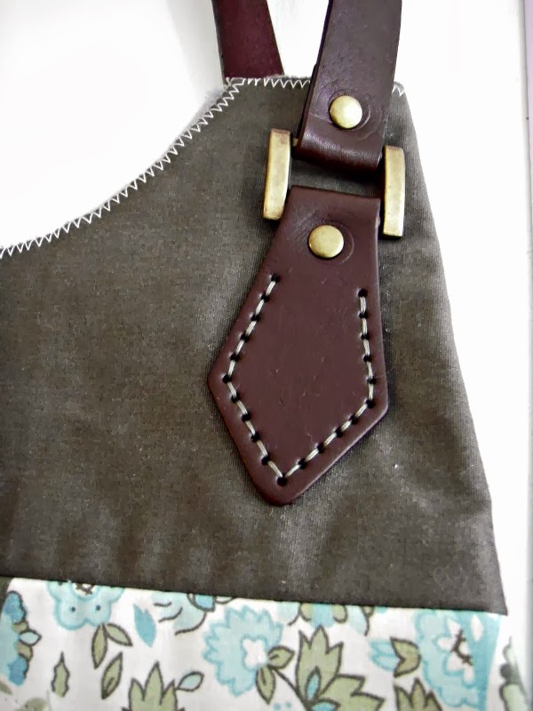 Mrs H - the blog: How to attach leather handles
