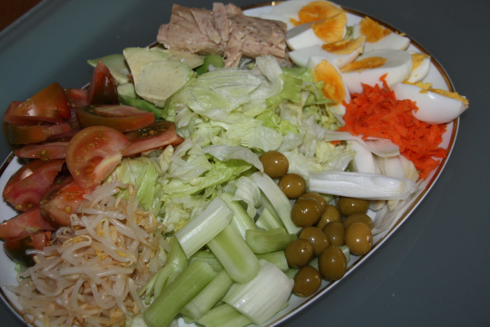 Me pongo el delantal: Ensalada variada.