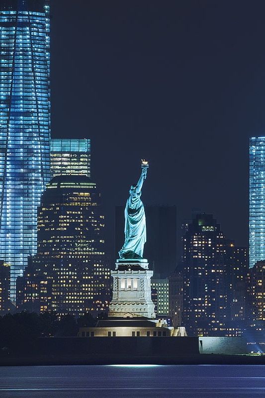 Pinoy Amerika Statue of Liberty at Night Pinoy Amerika Statue of Liberty at Night