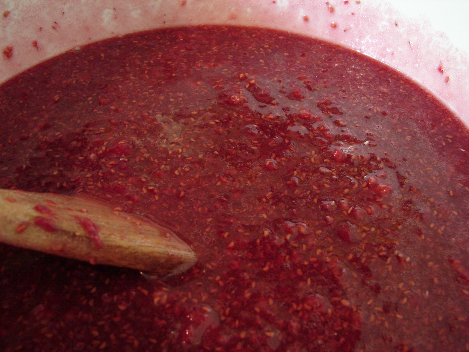 New Utah Gardener: Homemade Jam - Fresh Local Utah Fruit!