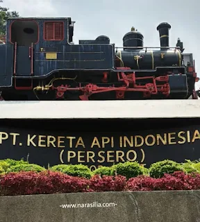 https://www.narasilia.com/2018/12/naik-kereta-ke-tempat-wisata-murah-dekat-stasiun-Bandung.html