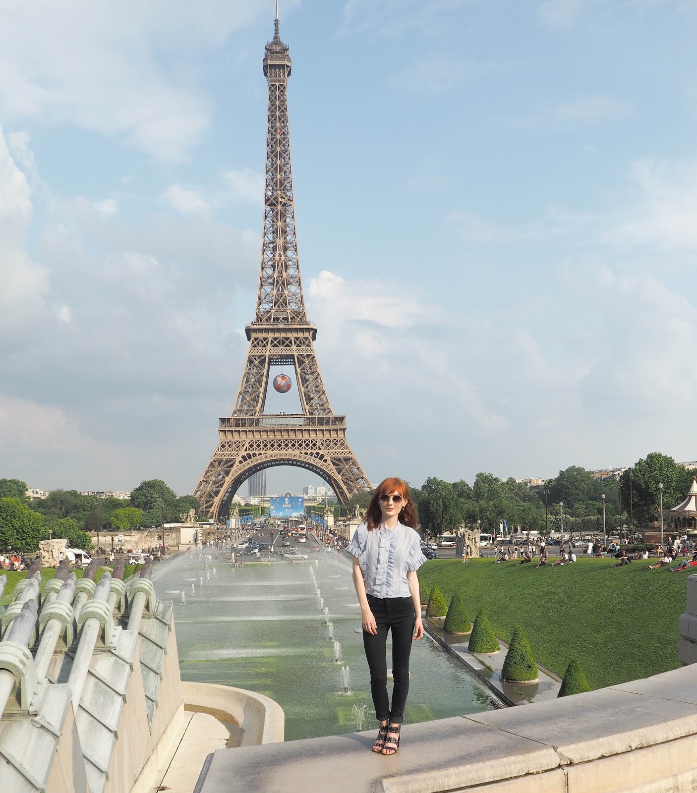 Eiffel Tower Travel Blogger