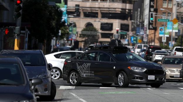Uber's plans to work with cars without a driver were thwarted by an accident.