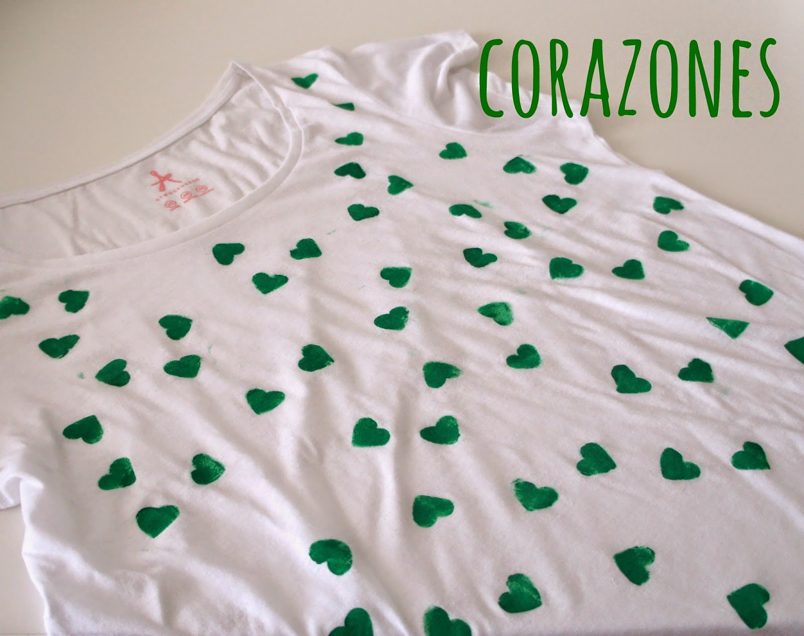 pinafili: Pintar corazones. Mes de la camiseta 2ª edición.