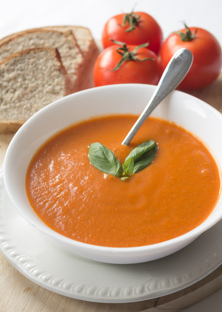 Low Calorie Tomato Soup #soupunder200calories