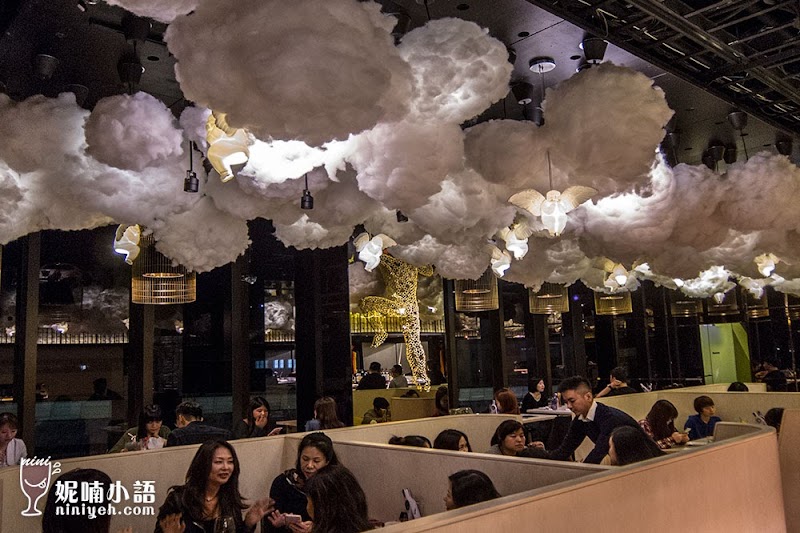 【台北中山區】家傢酒餐酒館。置身浪漫雲朵噱頭十足