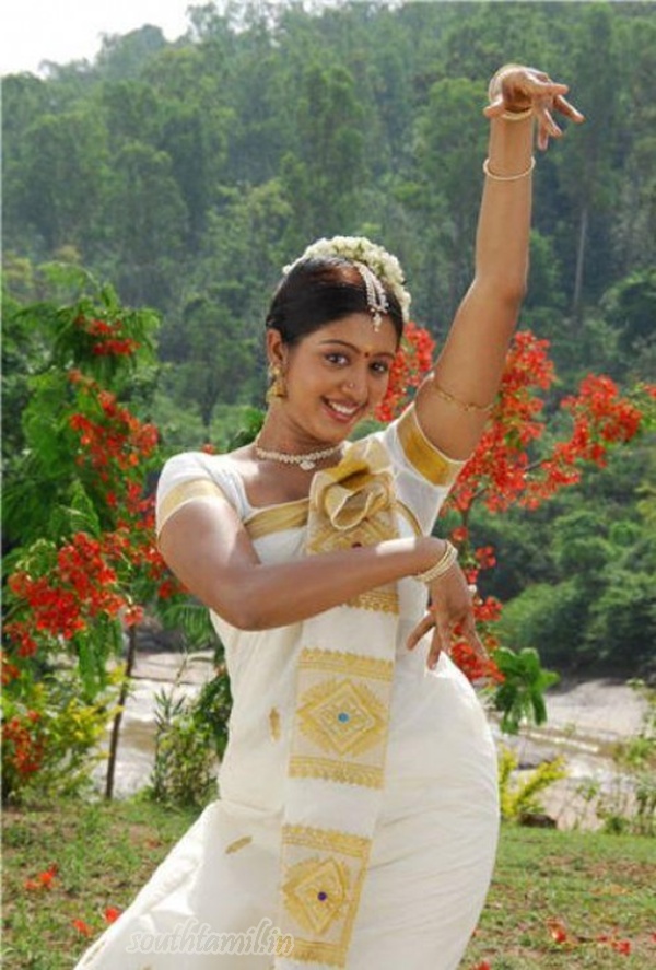 Gopika hot and sexy malayalam actress