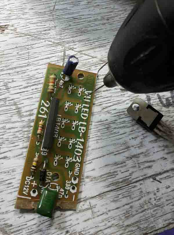 Led Lights on Music using LB1403 and transistor Electronic Circuit