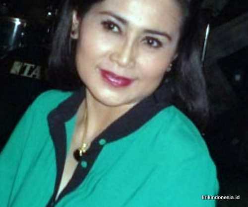 Lirik Lagu Dian Piesesha Mengapa Tak Pernah Jujur