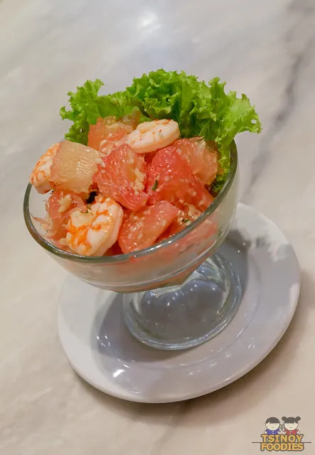 thai shrimps and pomelo