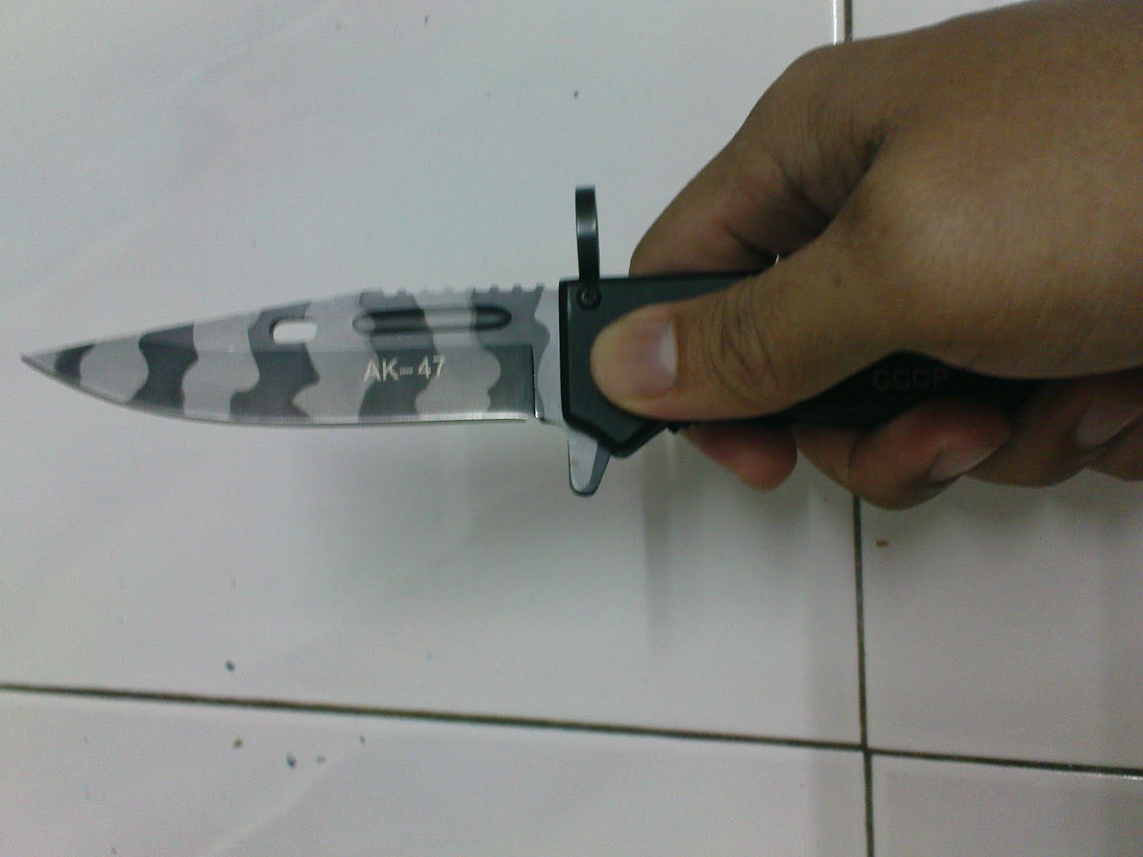 Stop My Suffering How fast can you open a knife?