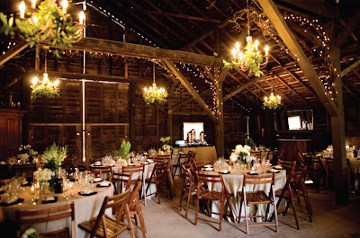 Life, Love, & Everything Else: Barn Decorated