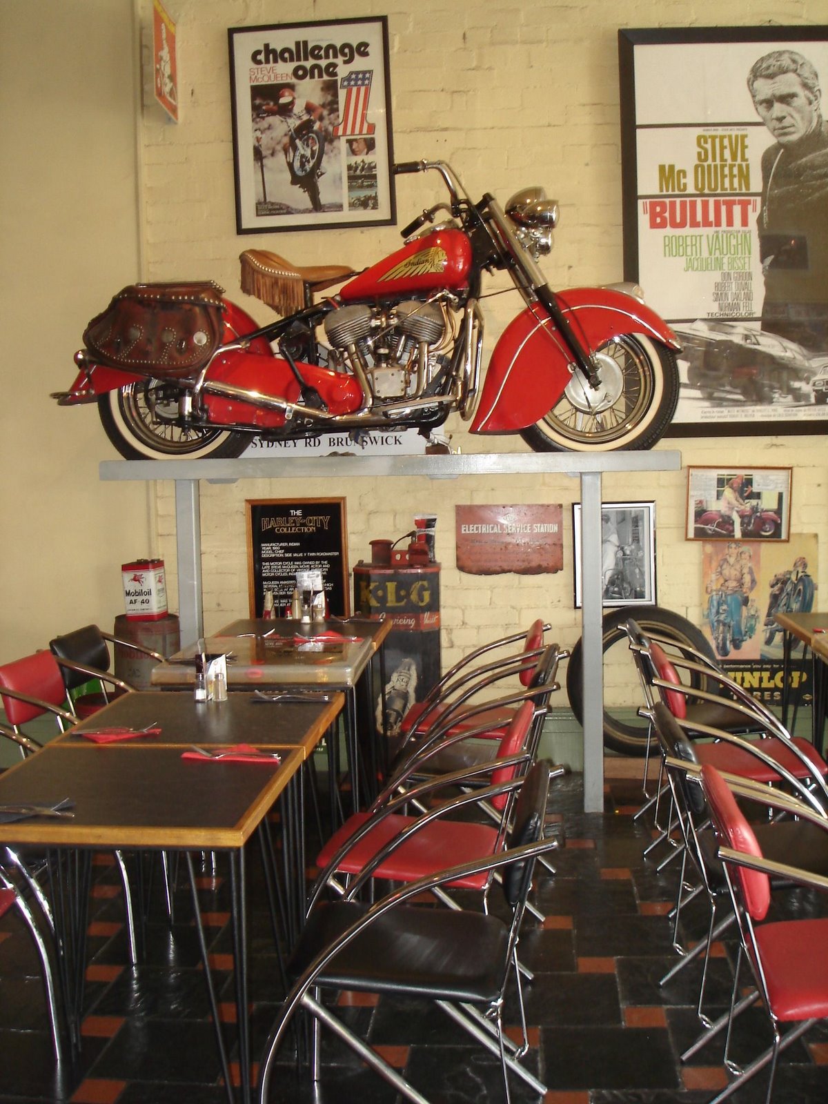[Harley-Cafe-.jpg]