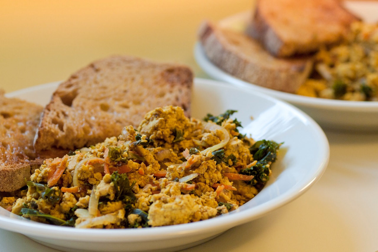 Eat Like You Give A Damn Quick Curried Tofu Scramble