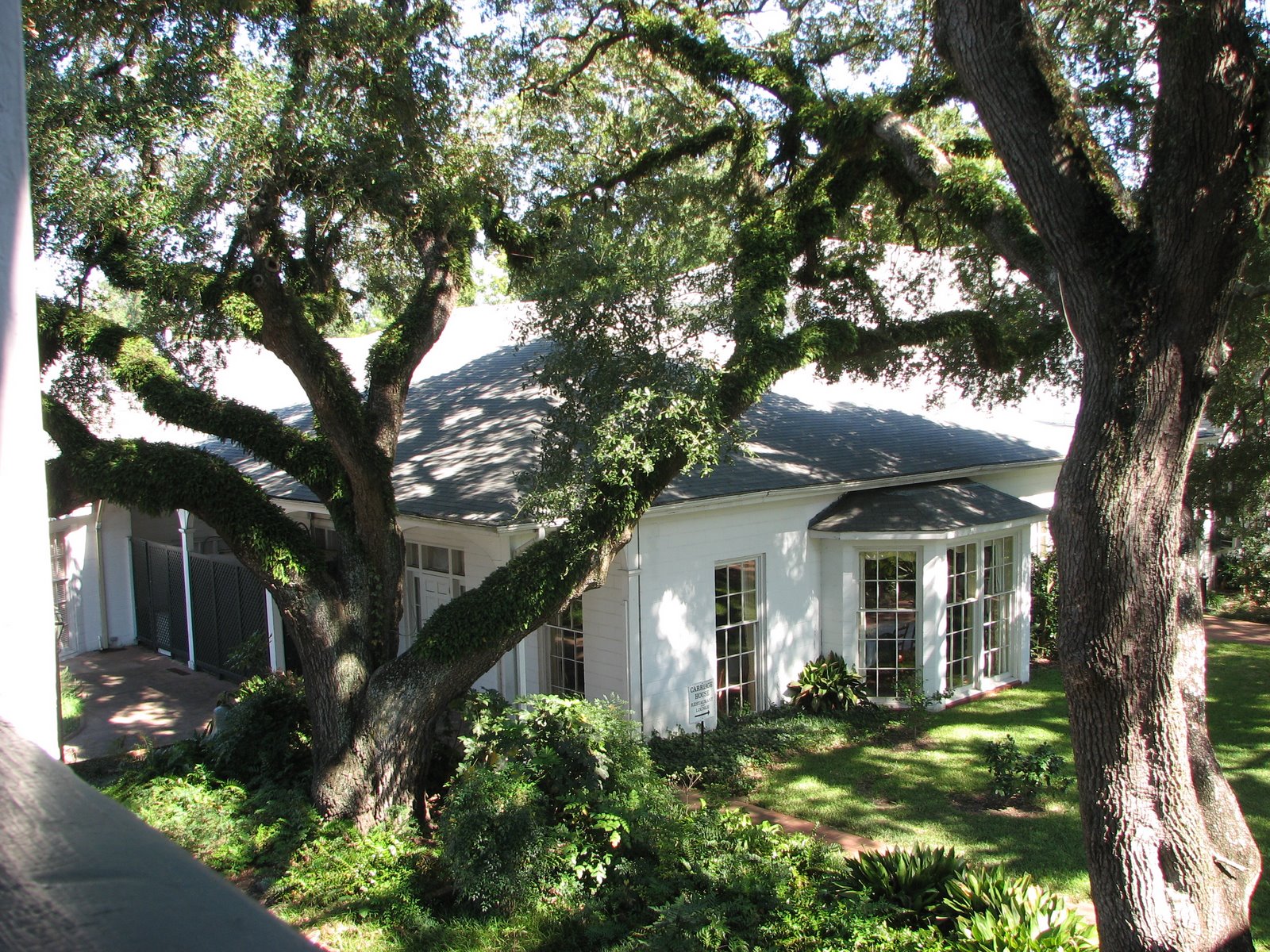 [carriage+house:stanton+hall.JPG]