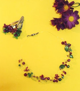 Floating necklace, DIY jewellery, beaded jewellery, DIY beading project, flower necklace, DIY Jewellery