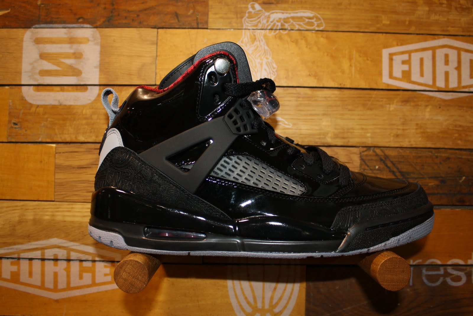 the new jays shoes
