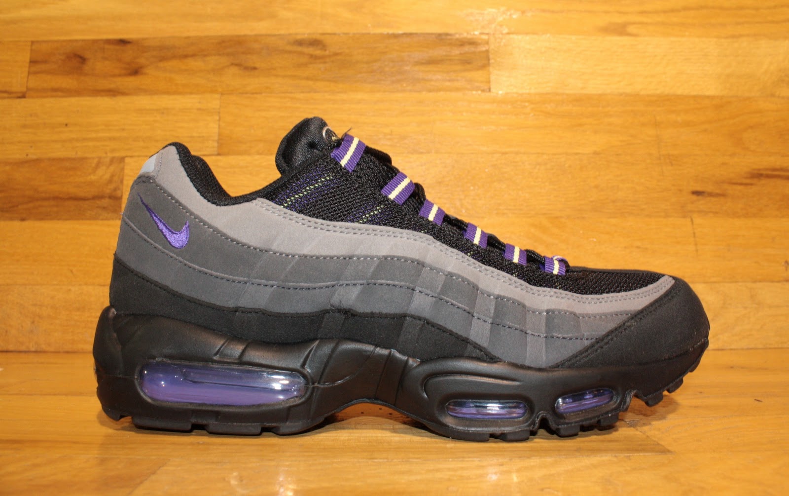 black purple grey air max 95