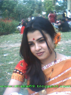 Bangladeshi Beautiful College girls Hot photos: bangladeshi college