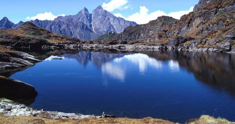[gosaikunda_trek[1].jpg]