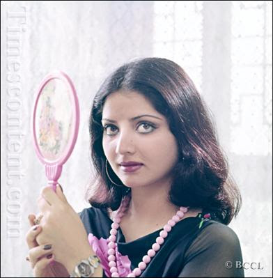 Indian Hot Actress Masala: Yogeeta Bali Hot Sexy indian Actress