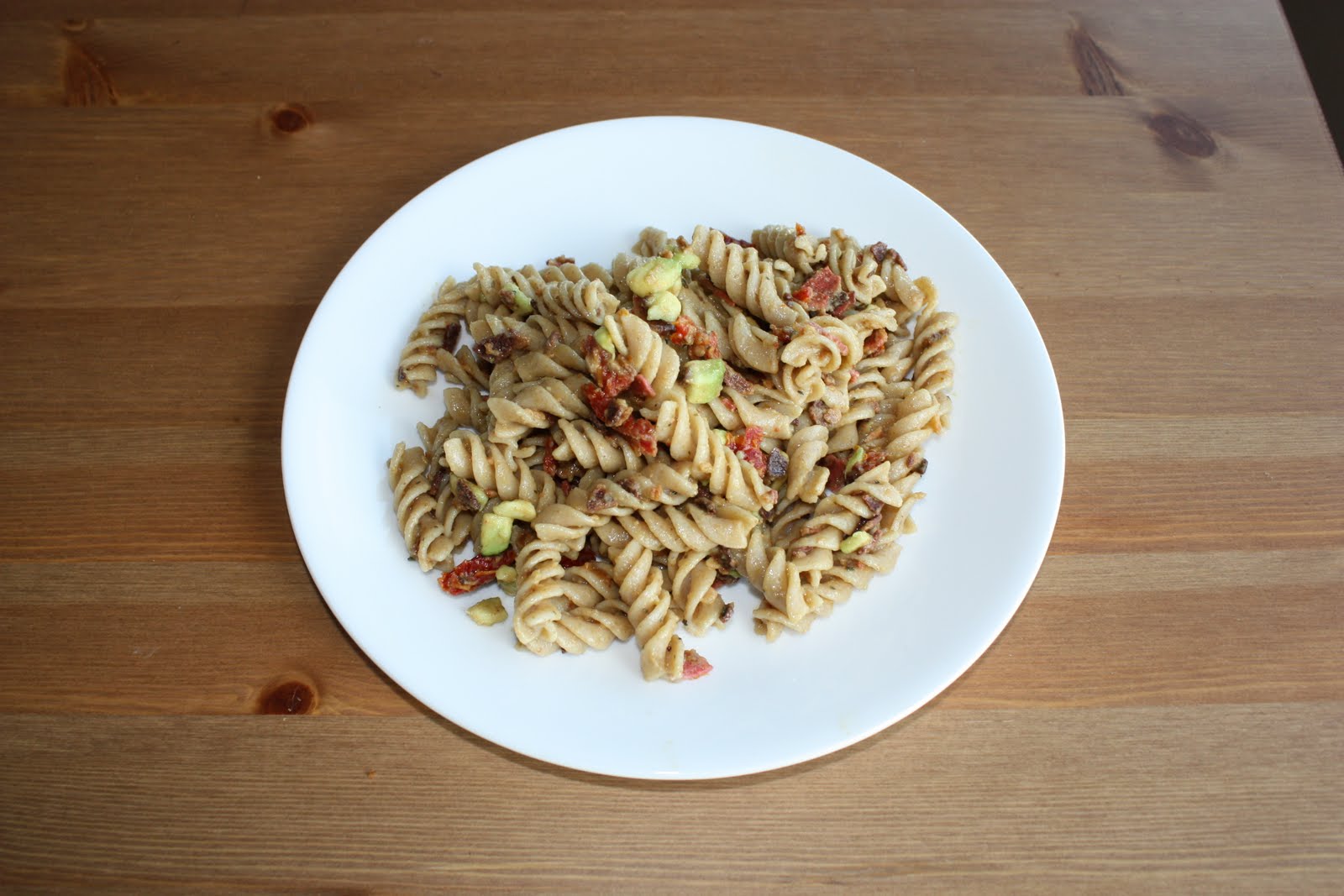 Olive The Ingredients Sundried Tomato & Avocado Pasta