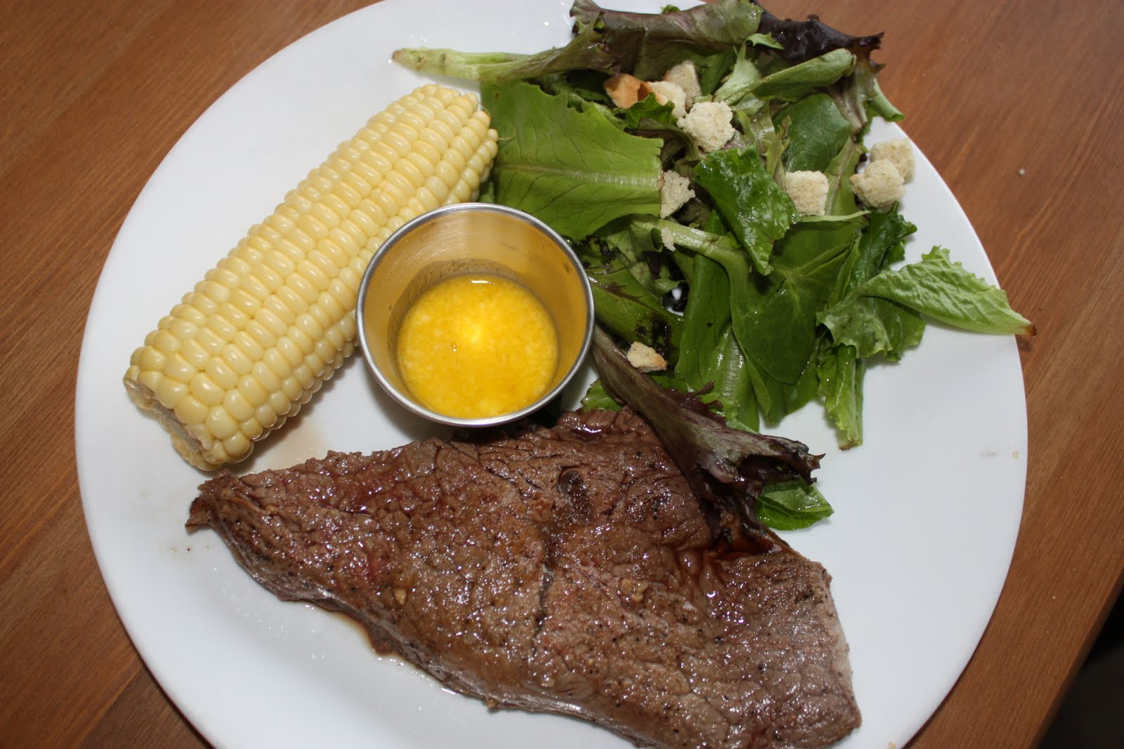 Olive The Ingredients Garlic Sirloin Steak with Corn on the Cob