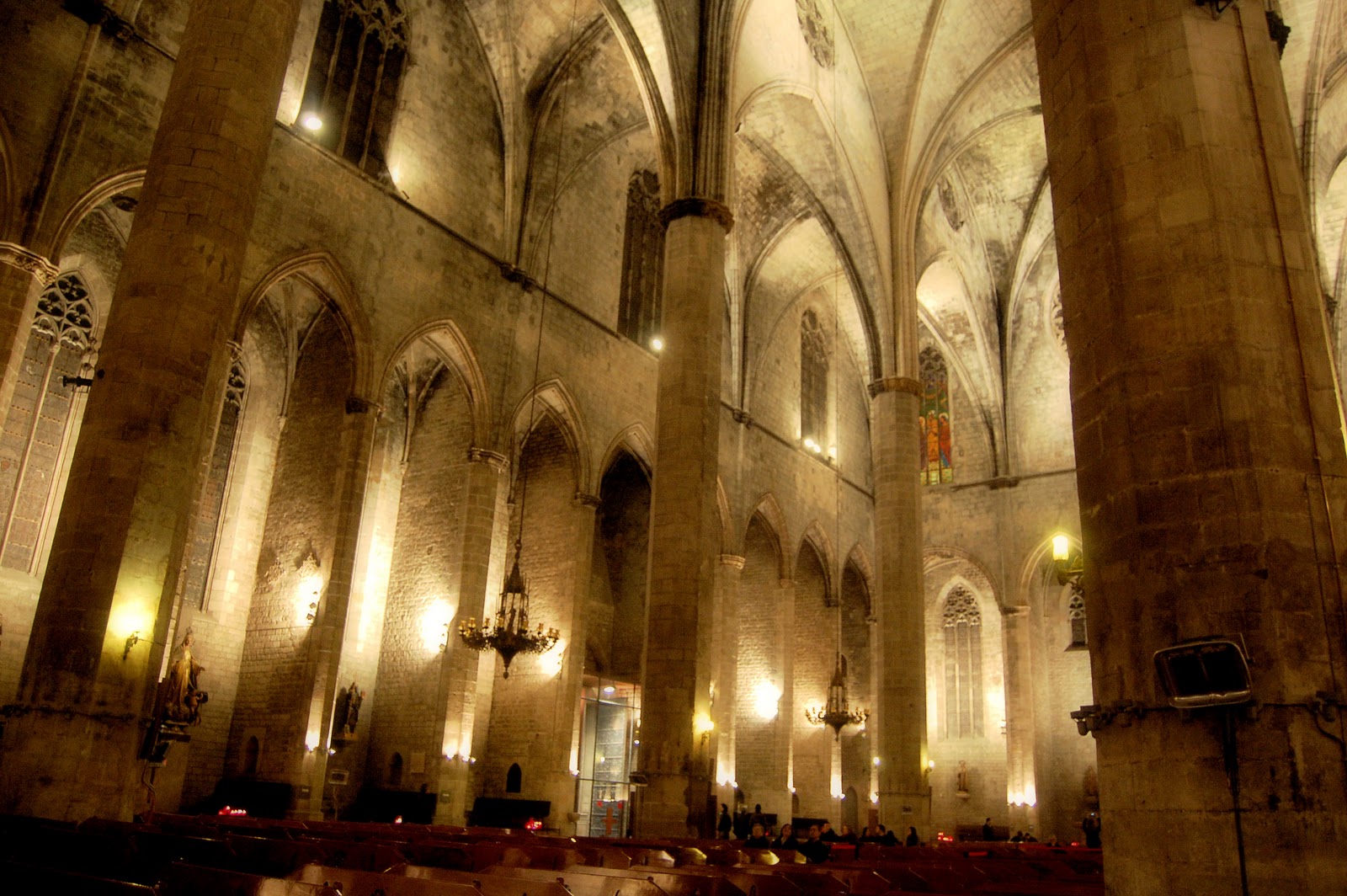 Suite De La Catedral Del Mar Foto-reportaje: En el interior de la Catedral del Mar - Guía para
