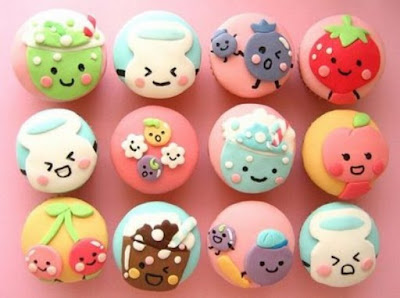 Cupcakes decorados com morangos