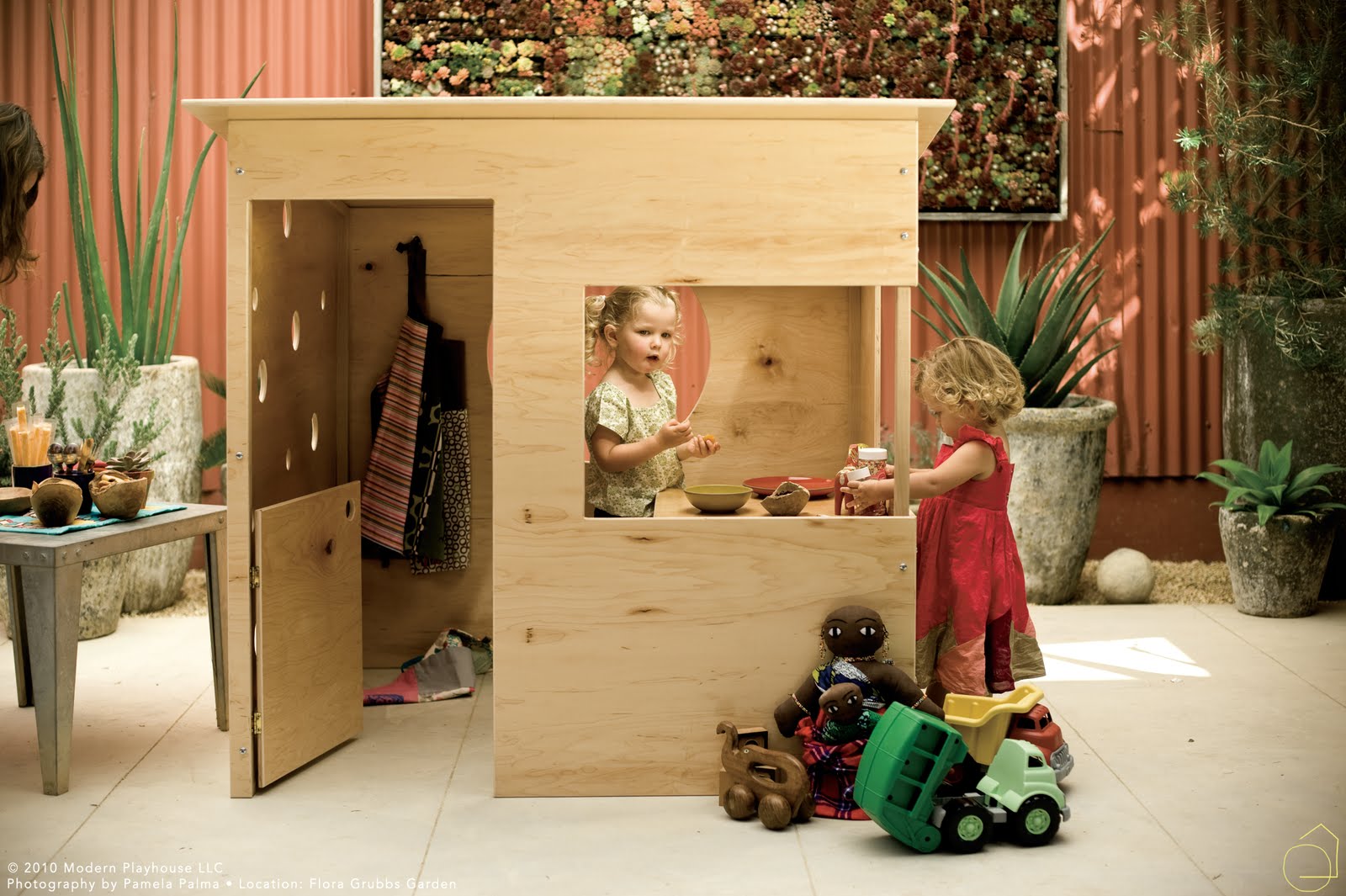 art, design, architecture, fashion and interior design Plywood