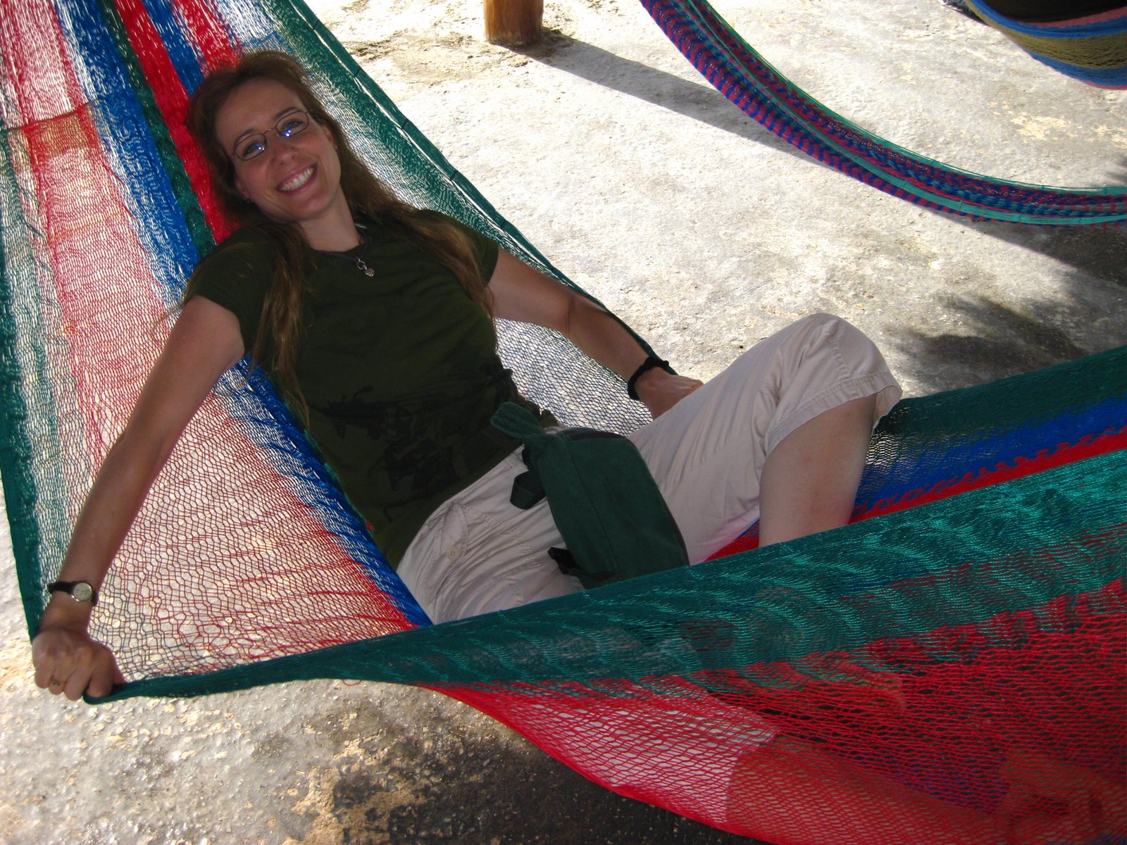 [IMG_0458-hammock-holly.jpg]