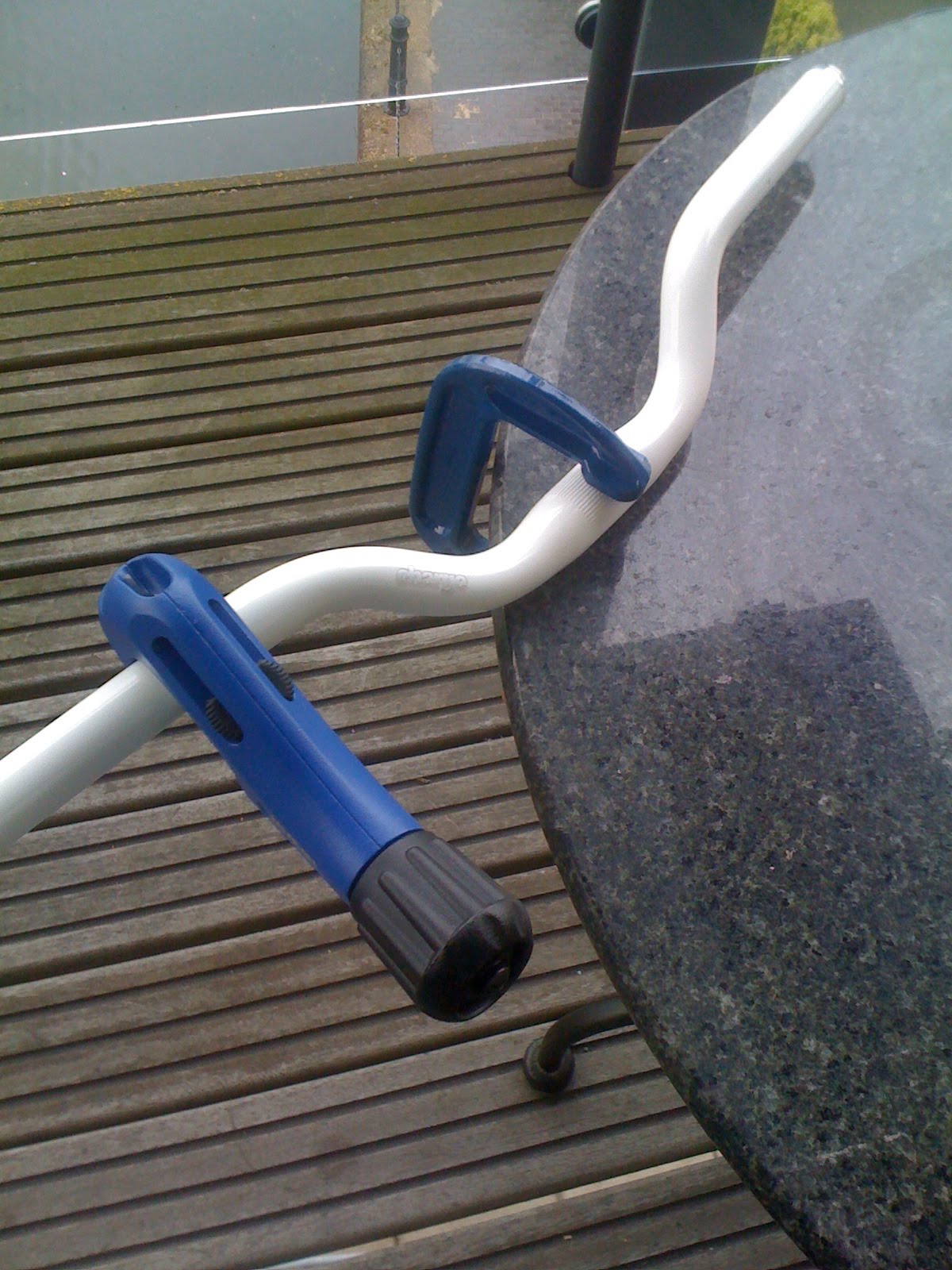 VeLo City DIY How to Cut Handlebars