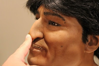 un escultor argentino viene realizando a pedido del Gobierno de Bolivia un busto de Evo