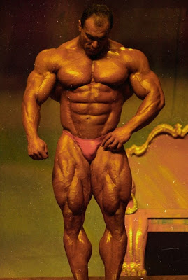 Bodybuilders Privates Exposed - Bulge, Posing Trunks, Visible Penis