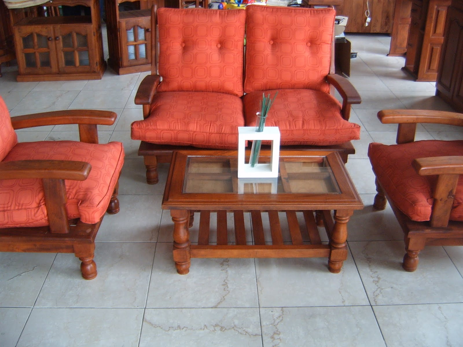 MUNDOALGARROBO JUEGO DE LIVING DE ALGARROBO PATOYIN