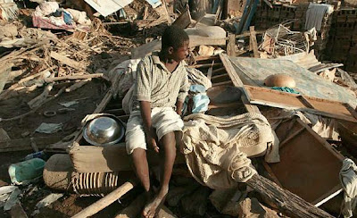 Haiti_Earthquake_Prepares_for_Death_Toll_of_Thousands_xlarge.jpg