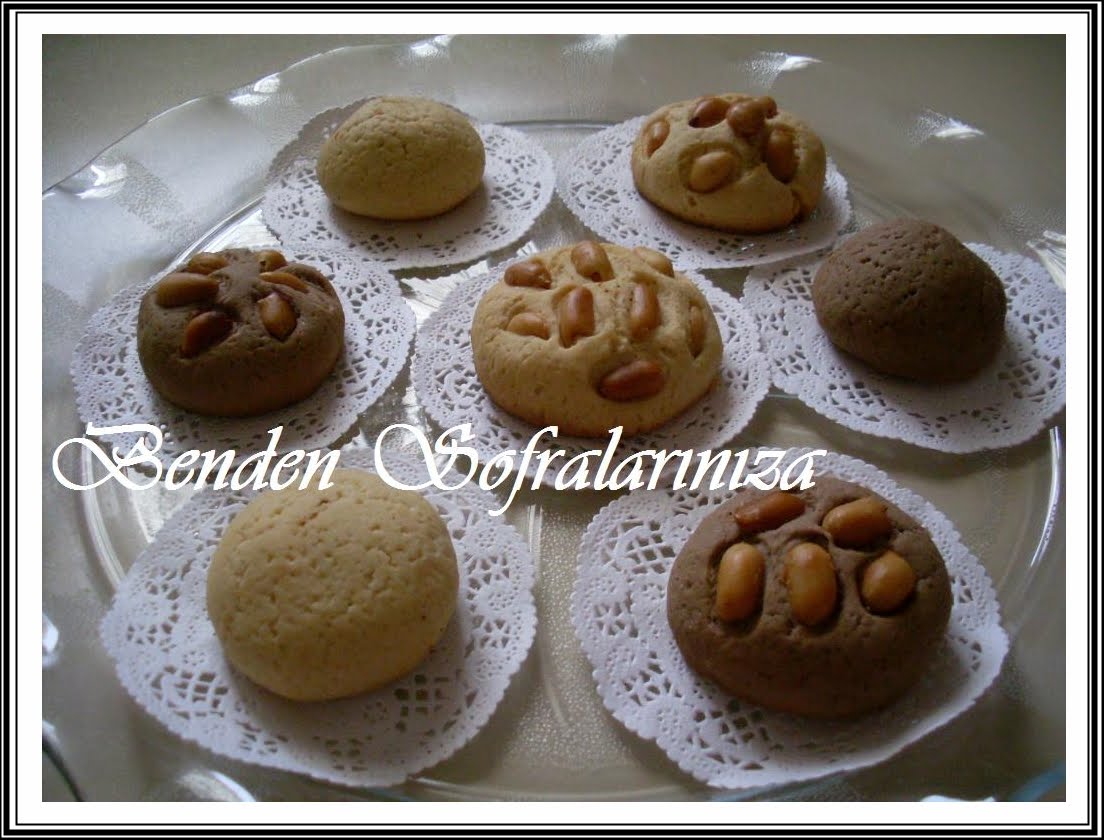 Yer Fıstıklı KurabiyeFındıklı KekElmalı TruffÇilek Pudingli Keşkül
