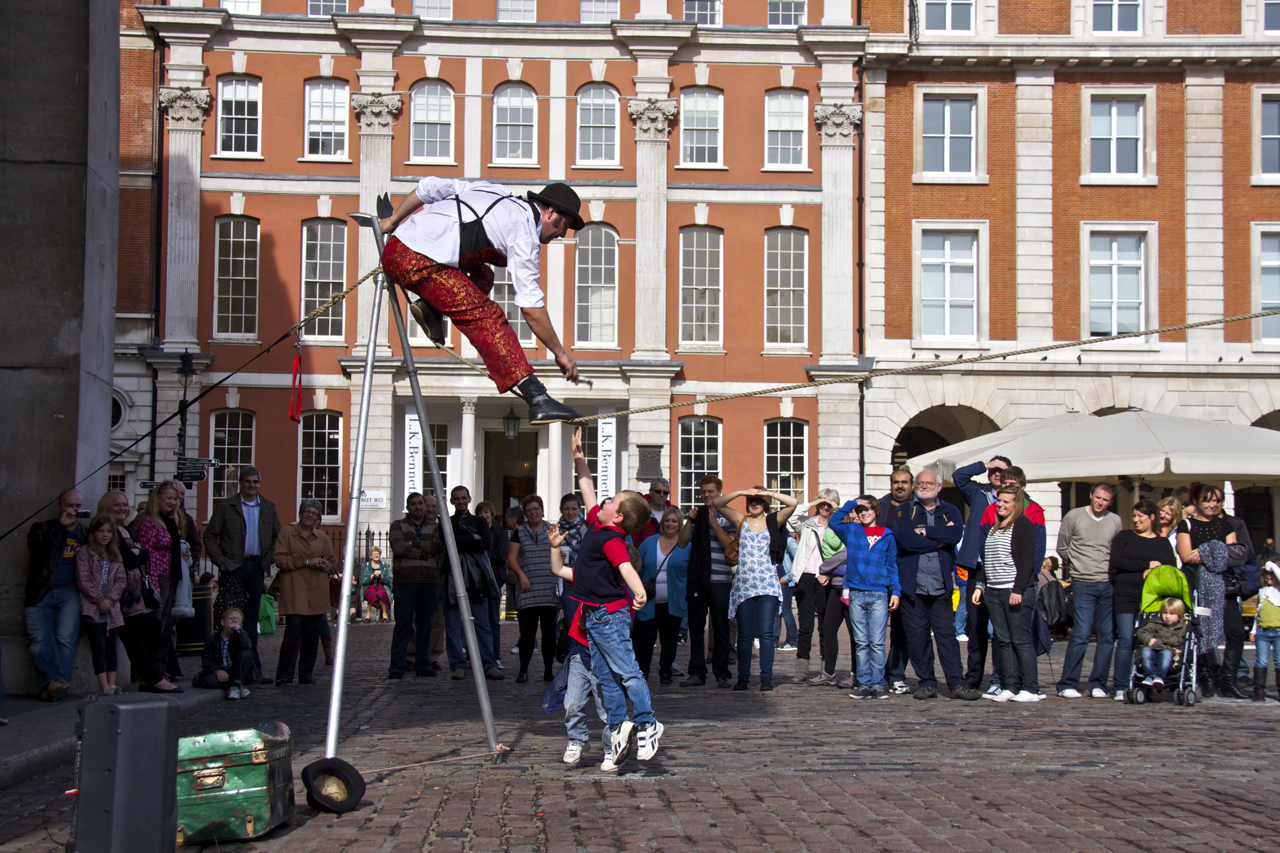 As I See It David K Hardman Photography Street performers at Covent